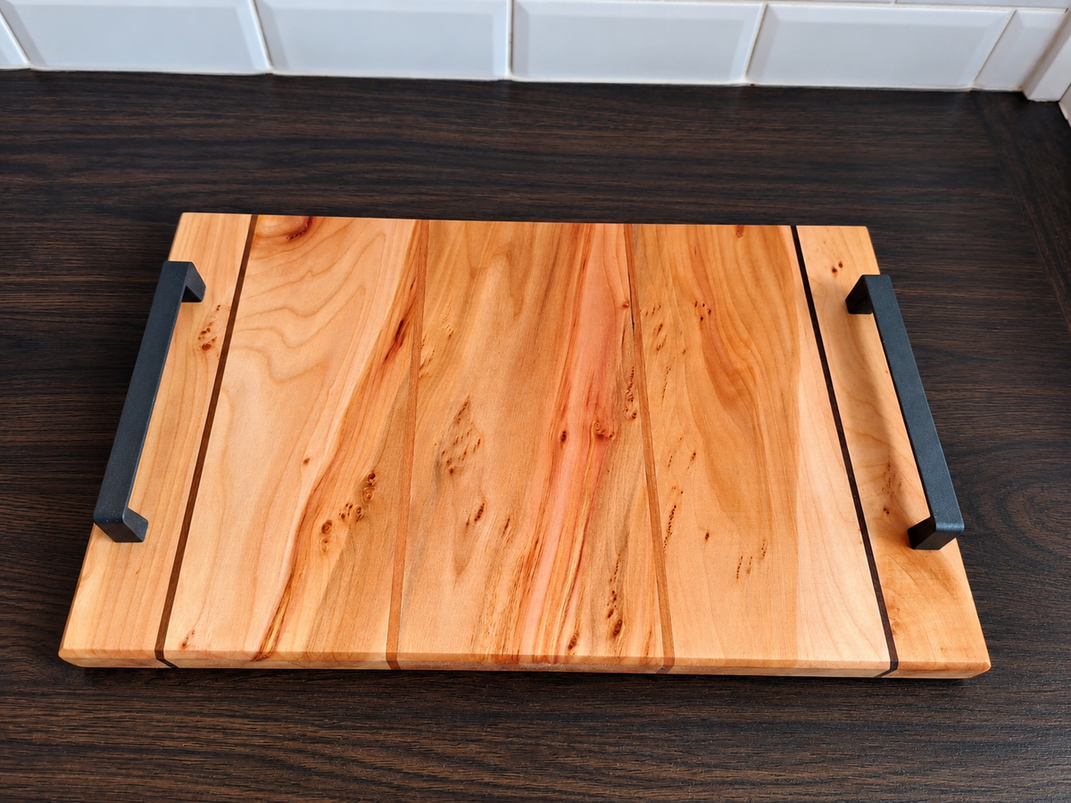 Solid willow serving tray