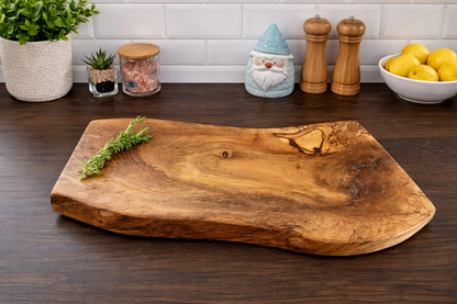 Walnut Serving/Chopping Board.
