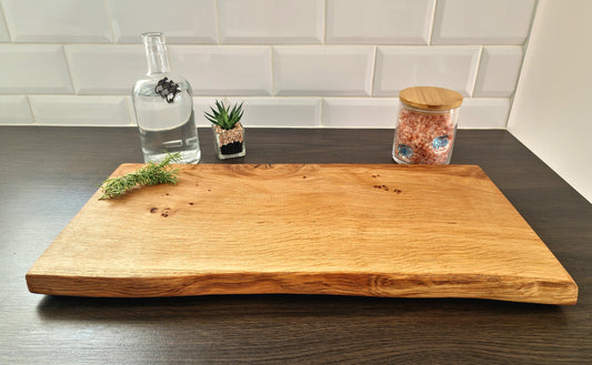 Oak Live Edge. Edge Grain