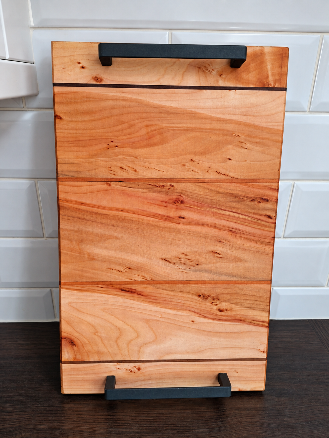 Solid willow serving tray