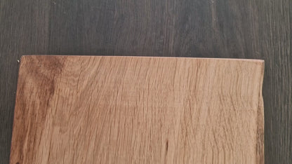 Oak Live Edge. Edge Grain